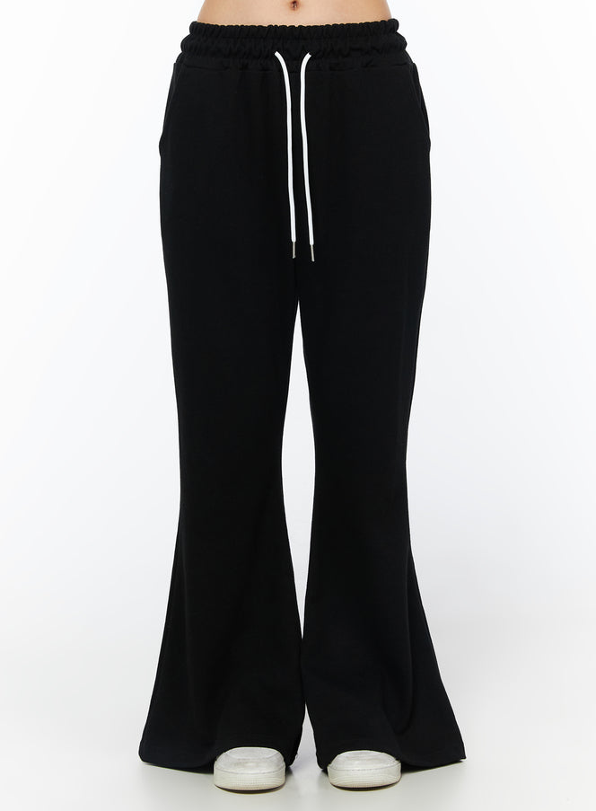 wide-leg-bootcut-sweatpants-iu516 / Black