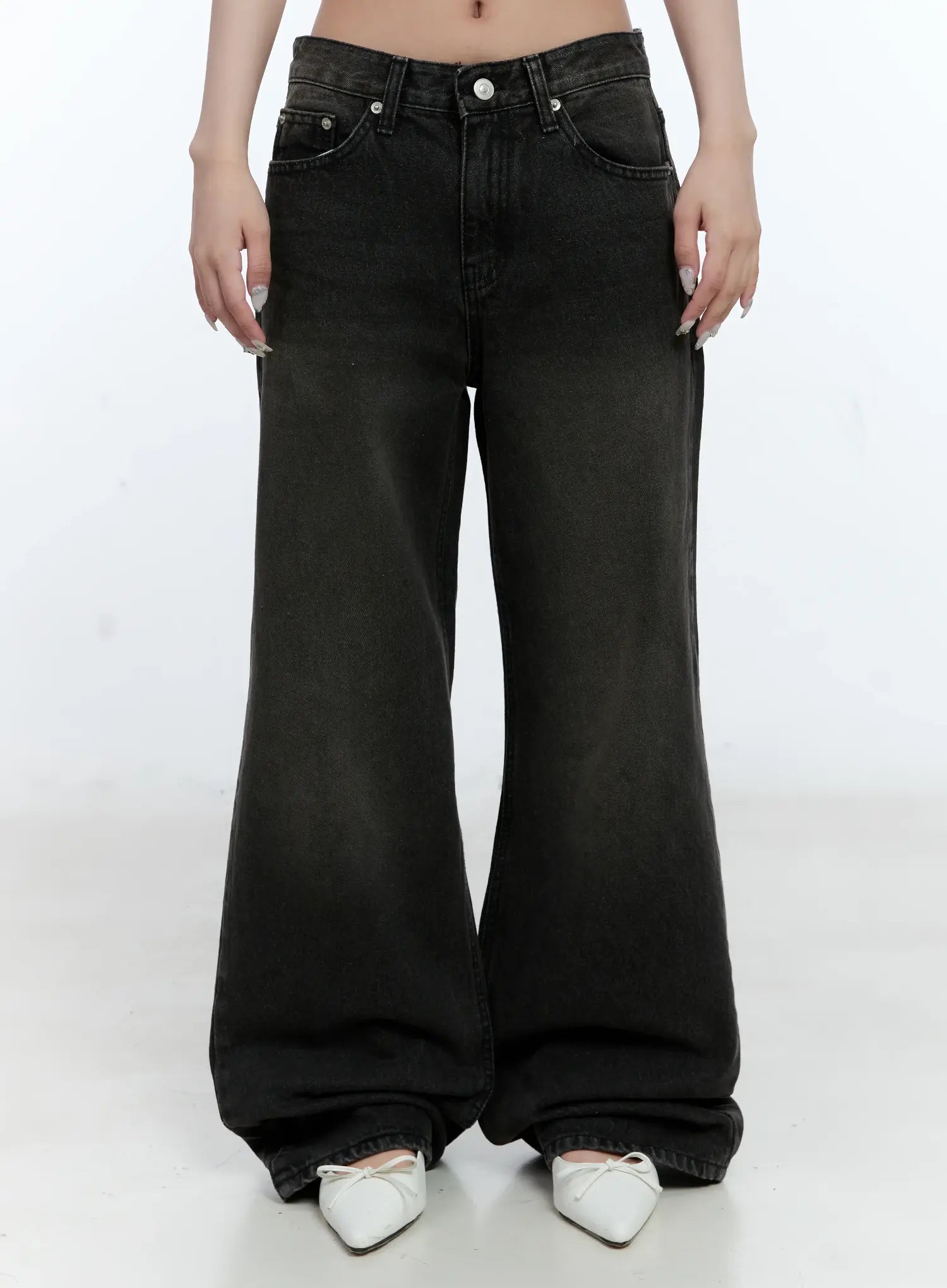 eunhee-wide-leg-flare-denim-jeans-cl530 / Black