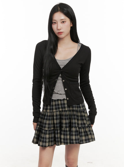 v-neck-slim-fit-buttoned-cardigan-cd404 / Black