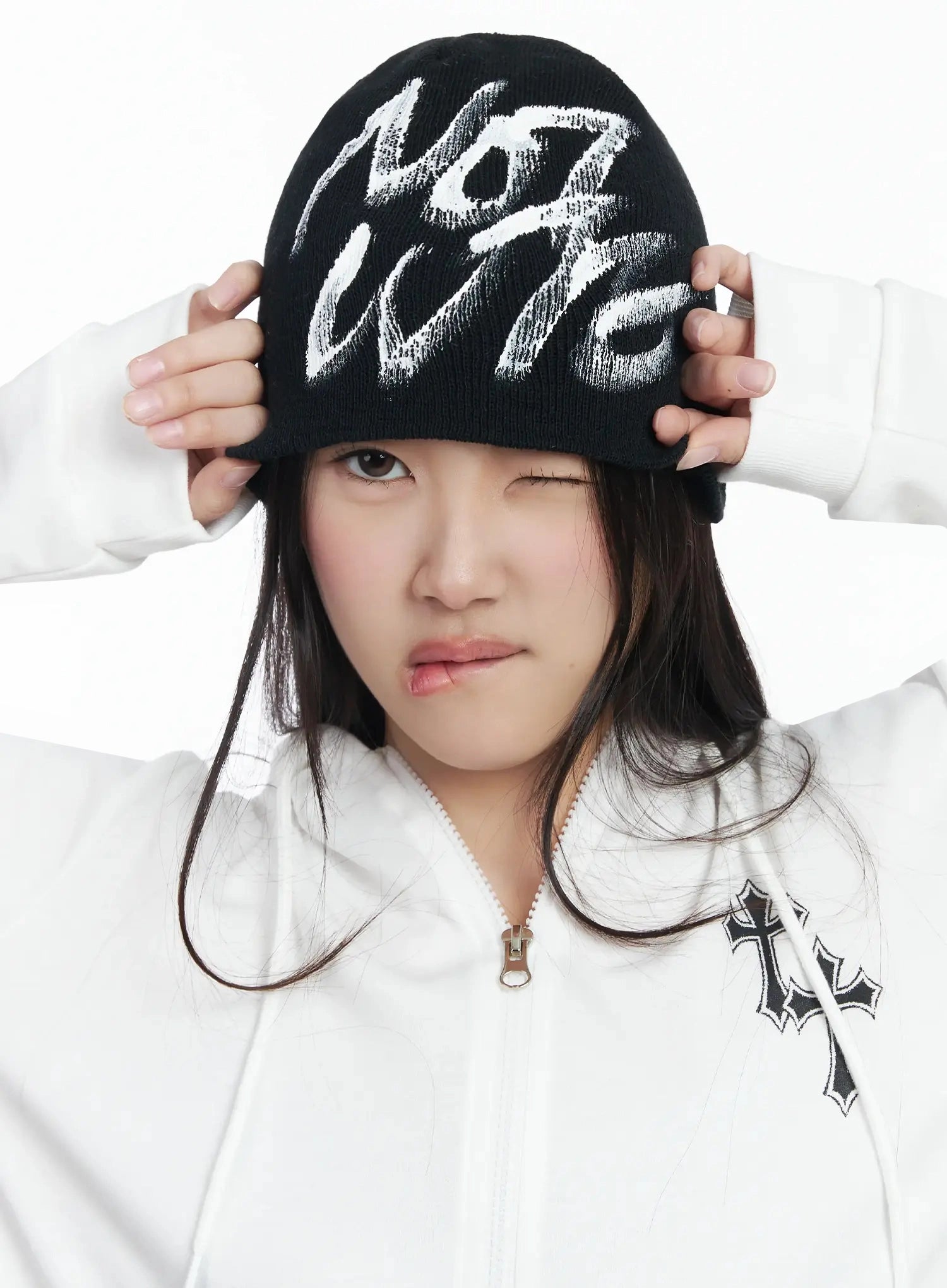 not-cute-ribbed-beanie-im506 / Black