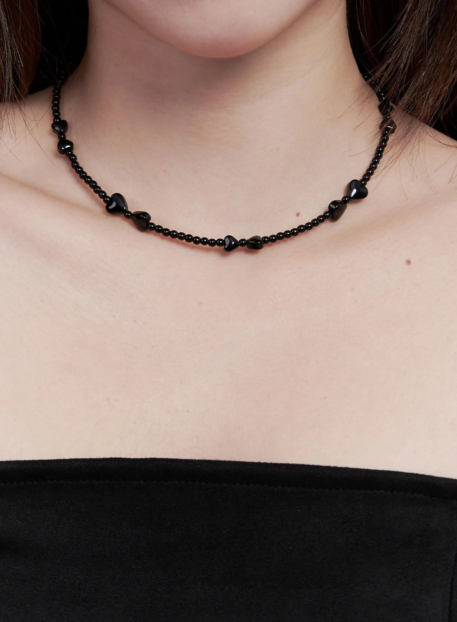 modern-heart-bead-necklace-ig528 / Black