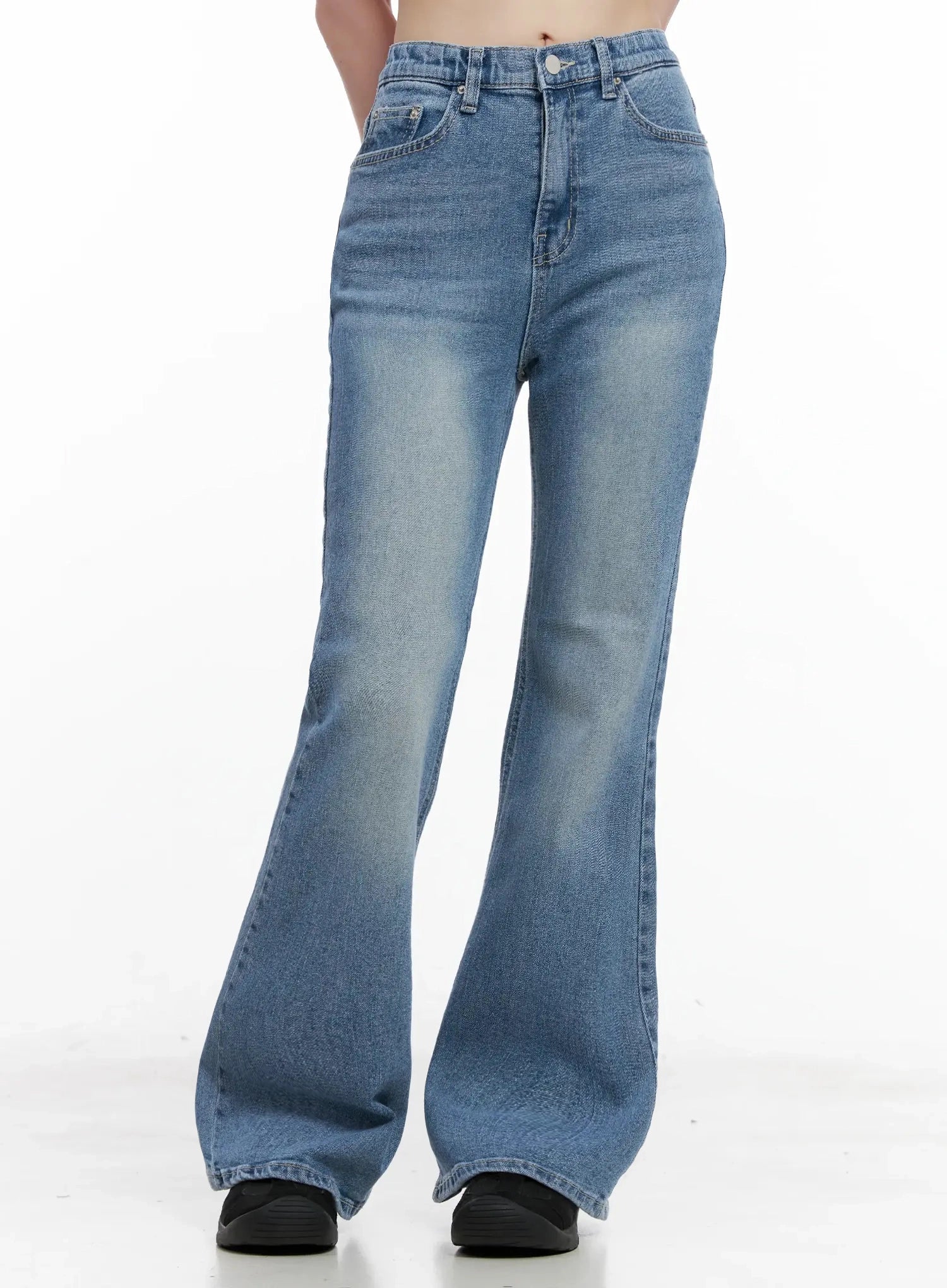 LEWKIN Hikaru High-Waist Flare Jeans IL531 in blue, front product shot on model, waist-to-hem view, washed cotton flare silhouette with front pockets and button fly.