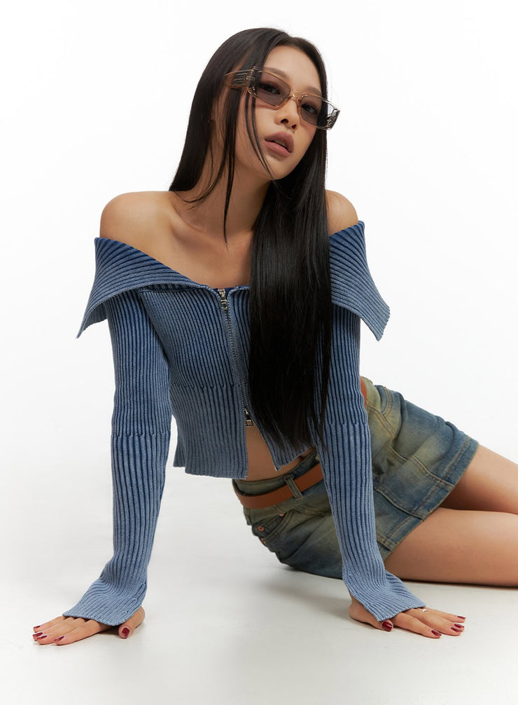 knitted-off-shoulder-zip-up-top-is427 / Blue