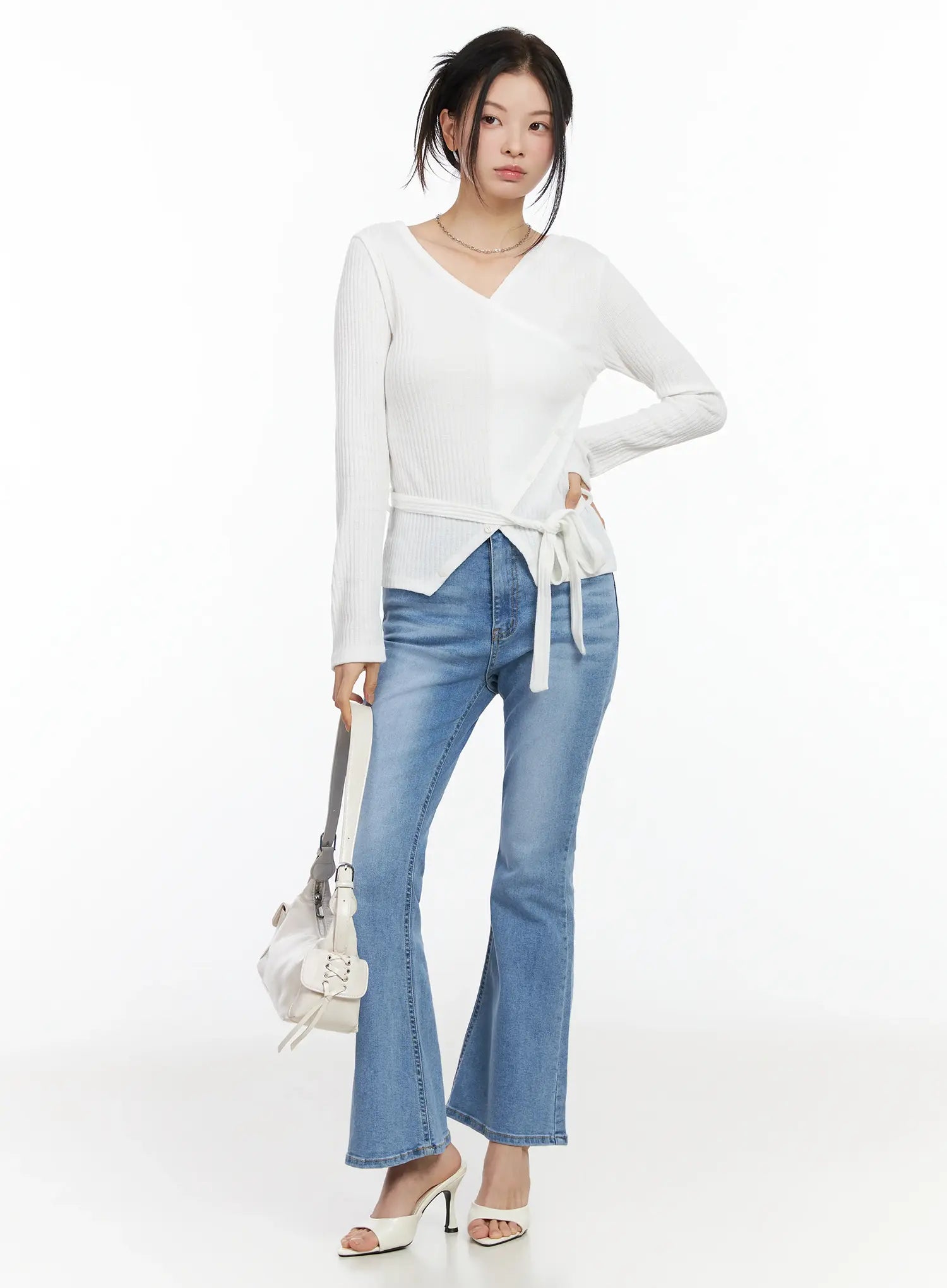 zaza-bootcut-light-washed-jeans-im524 / Blue