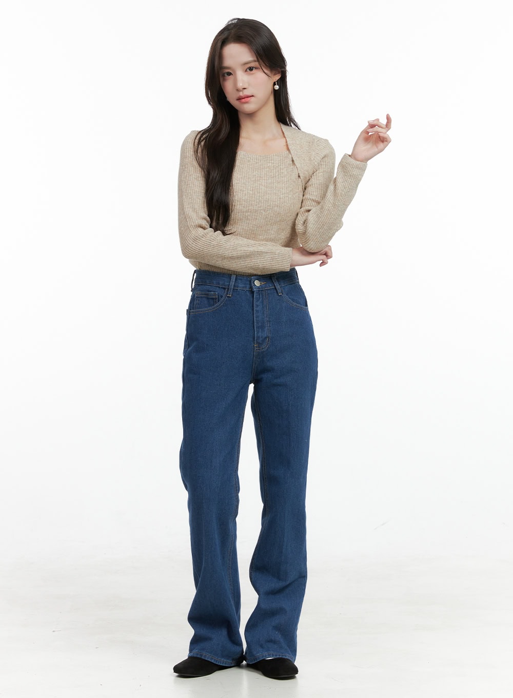 LEWKIN Tessa Straight Jeans OG412 in blue, full-body front view on model, high-waist straight-leg cotton denim, styled with beige ribbed knit top and black flats.