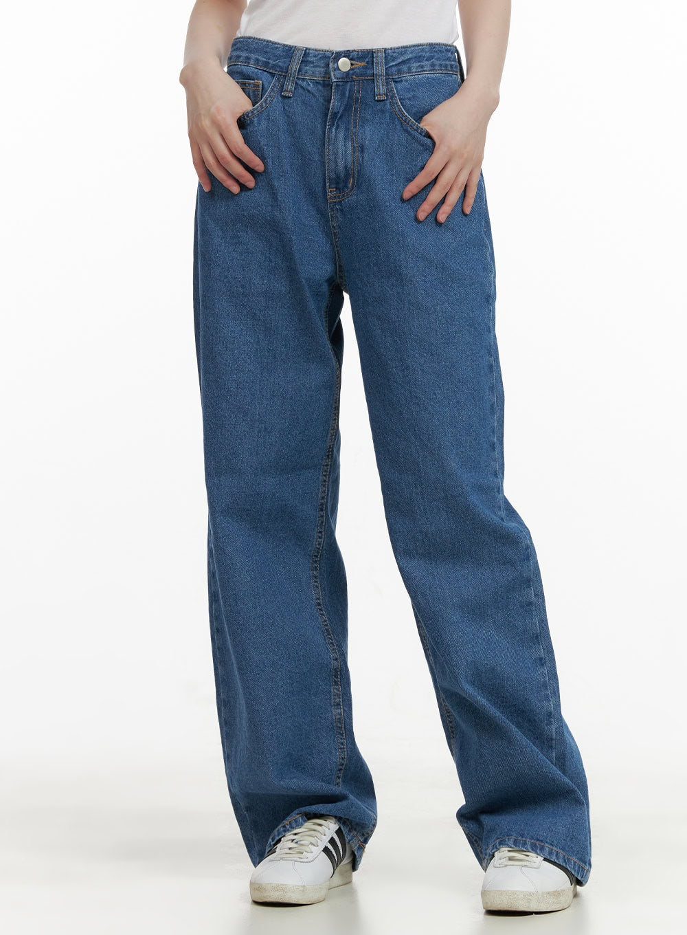 LEWKIN Blue Straight Leg Jeans CY428 in blue, front waist-down close-up on model, wide-fit washed cotton denim with 5-pocket styling, paired with white sneakers.