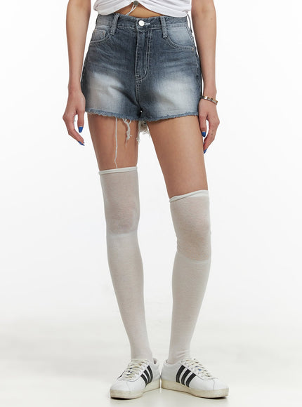 destroyed-hem-denim-shorts-cy431 / Blue