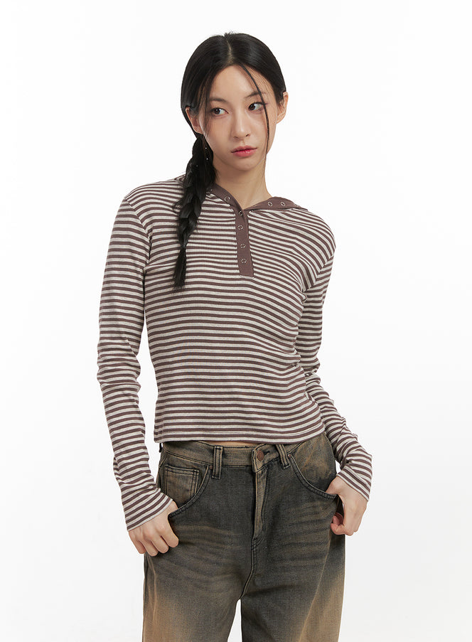 stripe-hooded-crop-top-cn428 / Brown