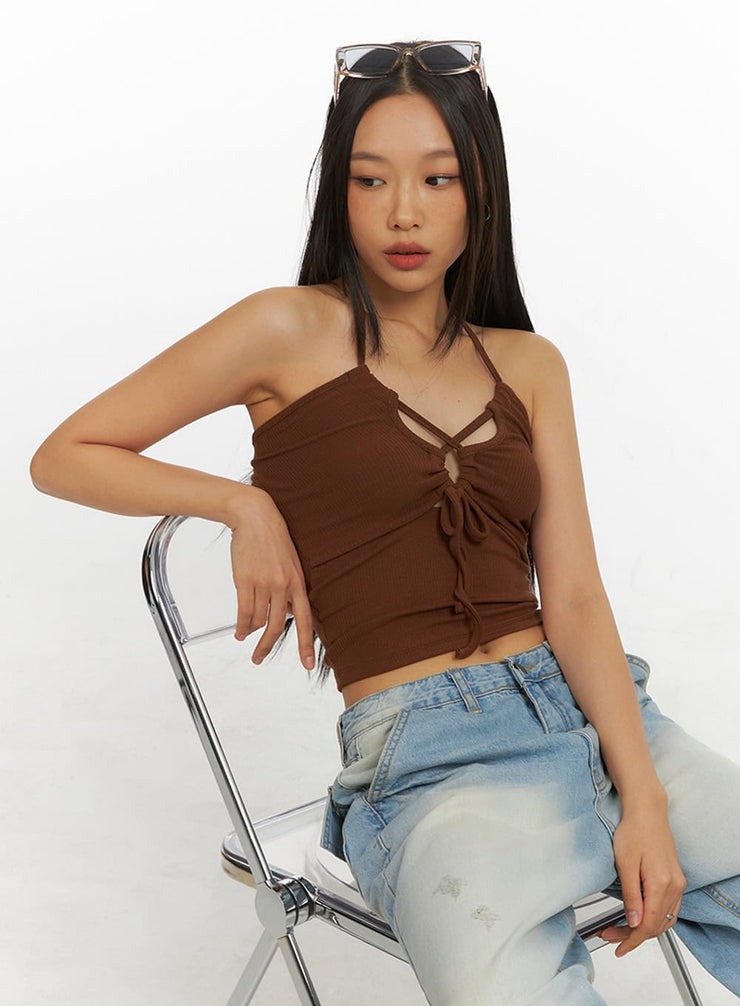 halter-neck-shirred-crop-cami-top-iy422 / Brown