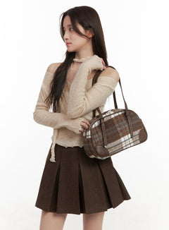 checkered-winter-shoulder-bag-ij510 / Brown