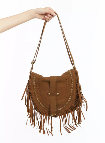 bohemian-suede-fringe-shoulder-bag-im530 / Dark beige
