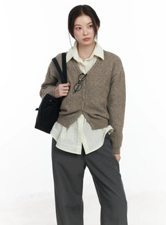 cropped-v-neck-cardigan-if525 / Dark beige