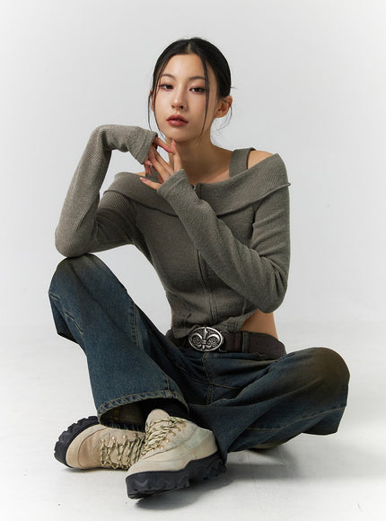 zip-cut-out-off-shoulder-crop-sweater-id306 / Dark beige