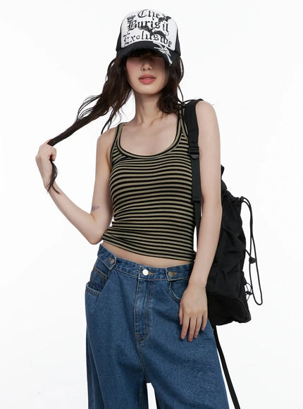 striped-u-neck-tank-top-il528 / Dark beige