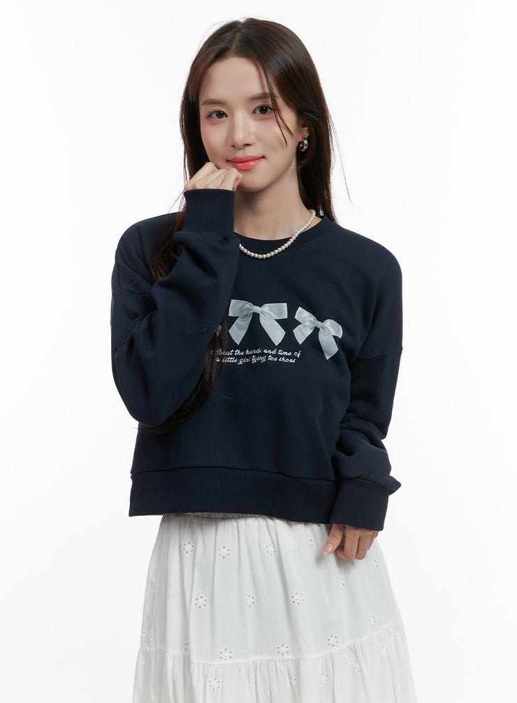 ribbon-detail-graphic-cotton-crop-sweatshirt-os416 / Dark blue