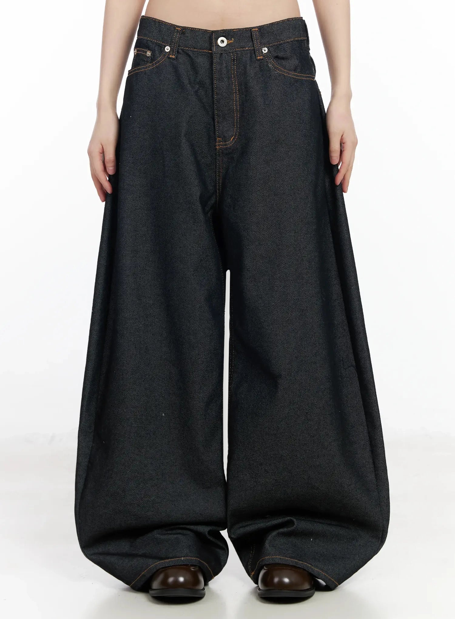 emiko-wide-leg-buckle-jeans-im523 / Dark blue