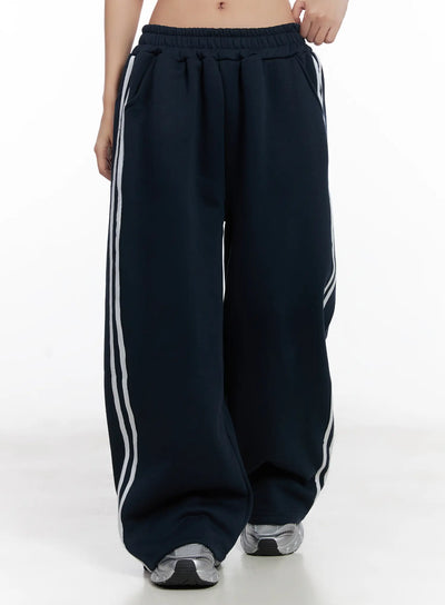cozy-wide-leg-track-pants-cn528 / Dark blue
