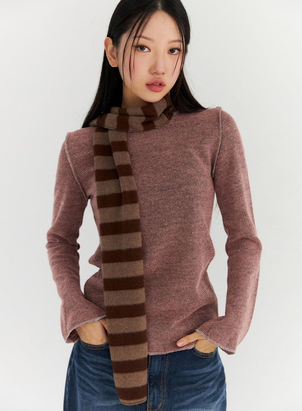 striped-knit-scarf-cn315 / Dark brown
