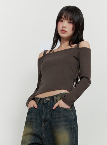 strap-off-shoulder-crop-top-io430 / Dark brown