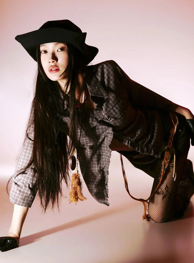 stylish-check-ruffled-blouse-im530 / Dark gray