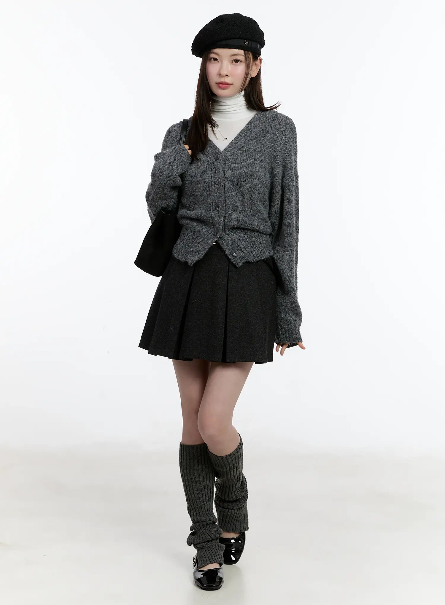 reversible-classic-v-neck-cardigan-id511 / Dark gray
