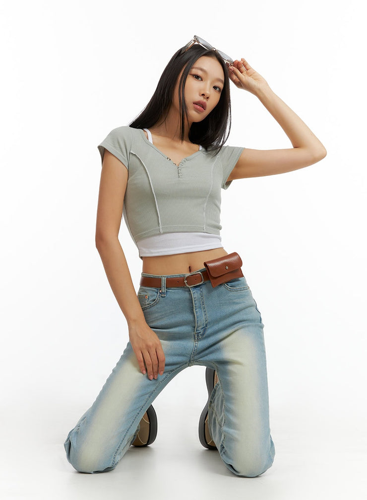 v-neck-buttoned-crop-top-il409 / Dark green