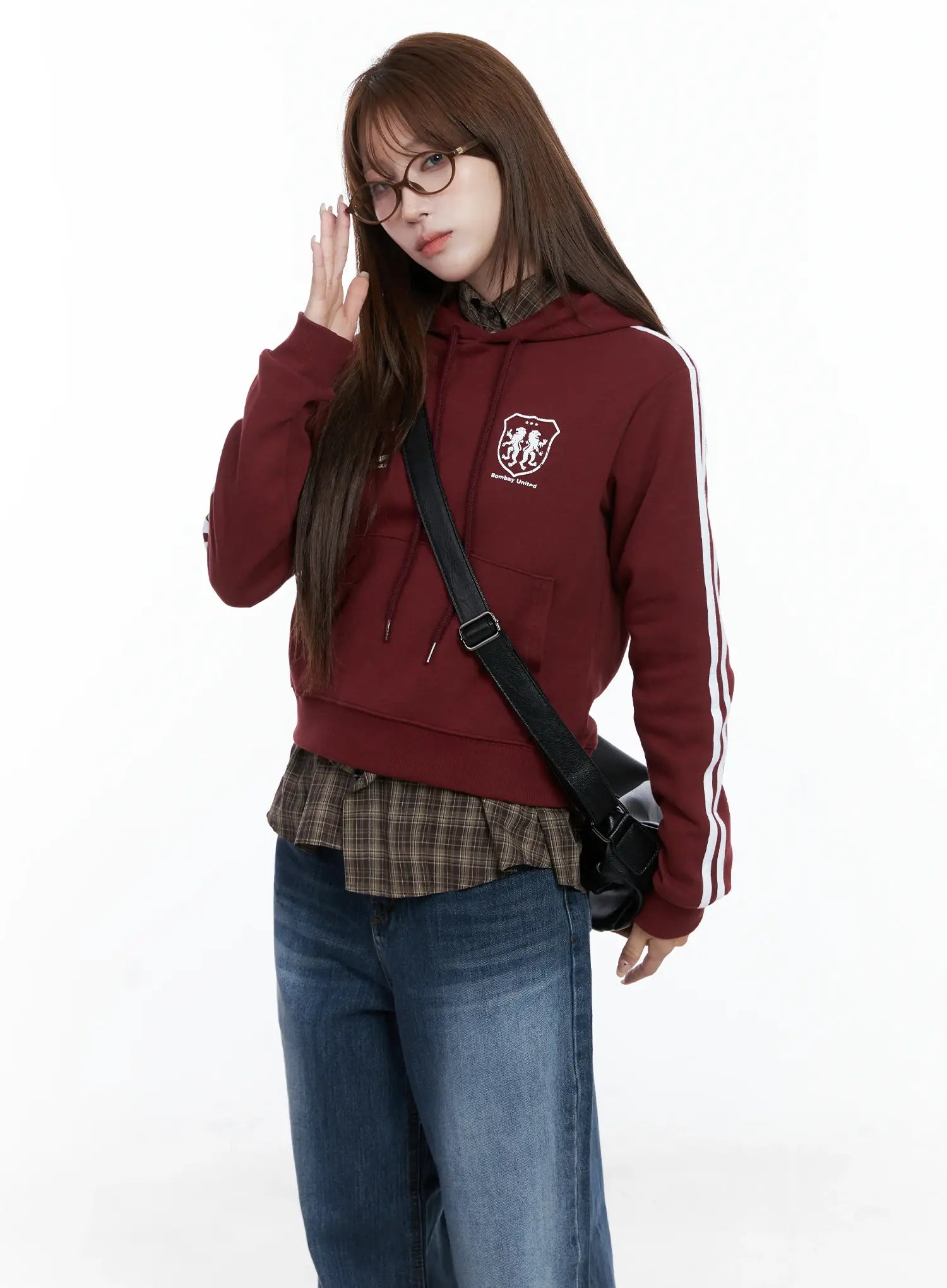 striped-sleeve-crop-hoodie-cs501 / Dark red