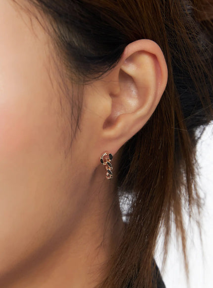 elegant-mini-chain-earrings-ca517 / Gold
