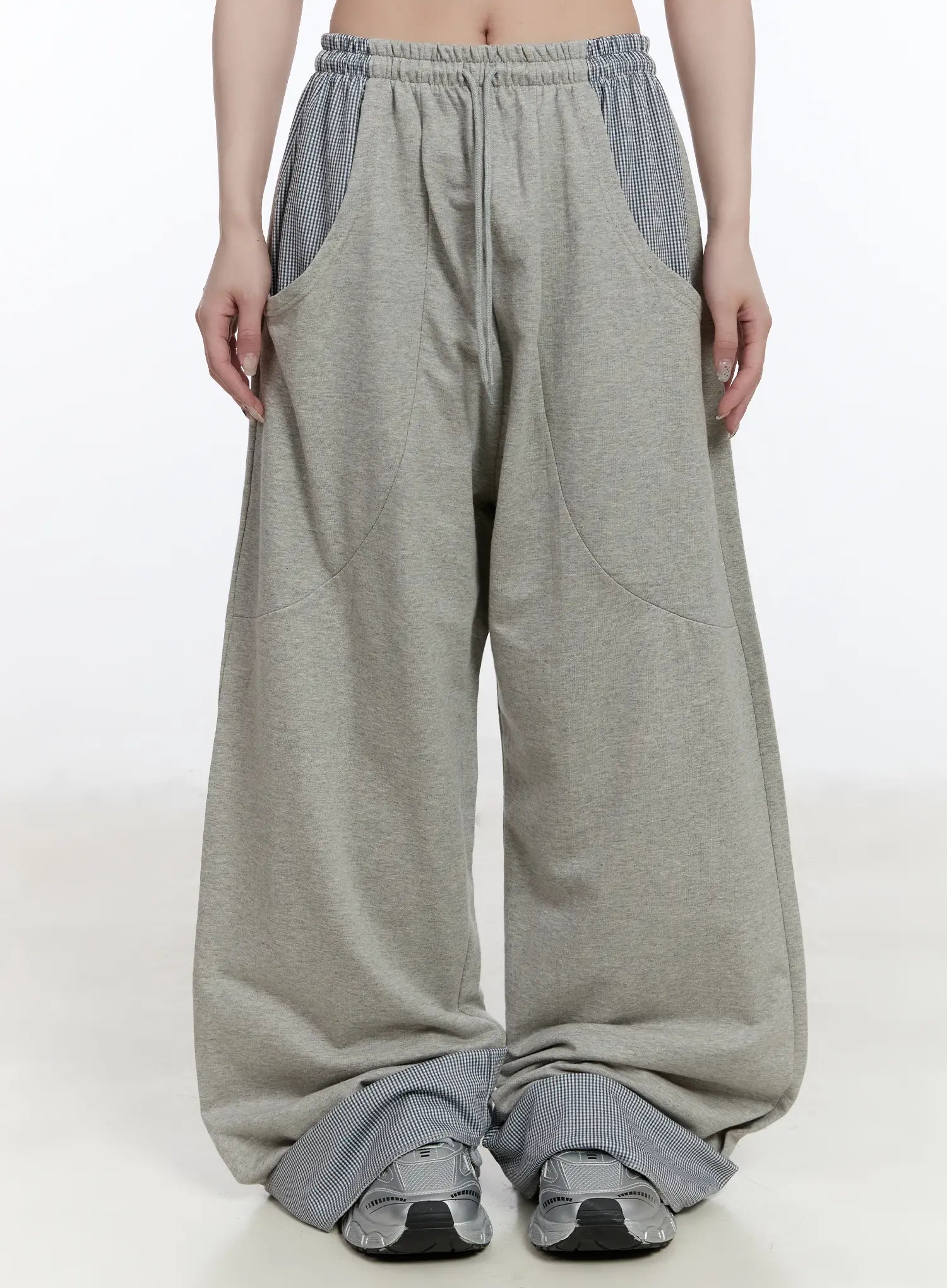 two-toned-wide-leg-sweatpants-ca502 / Gray