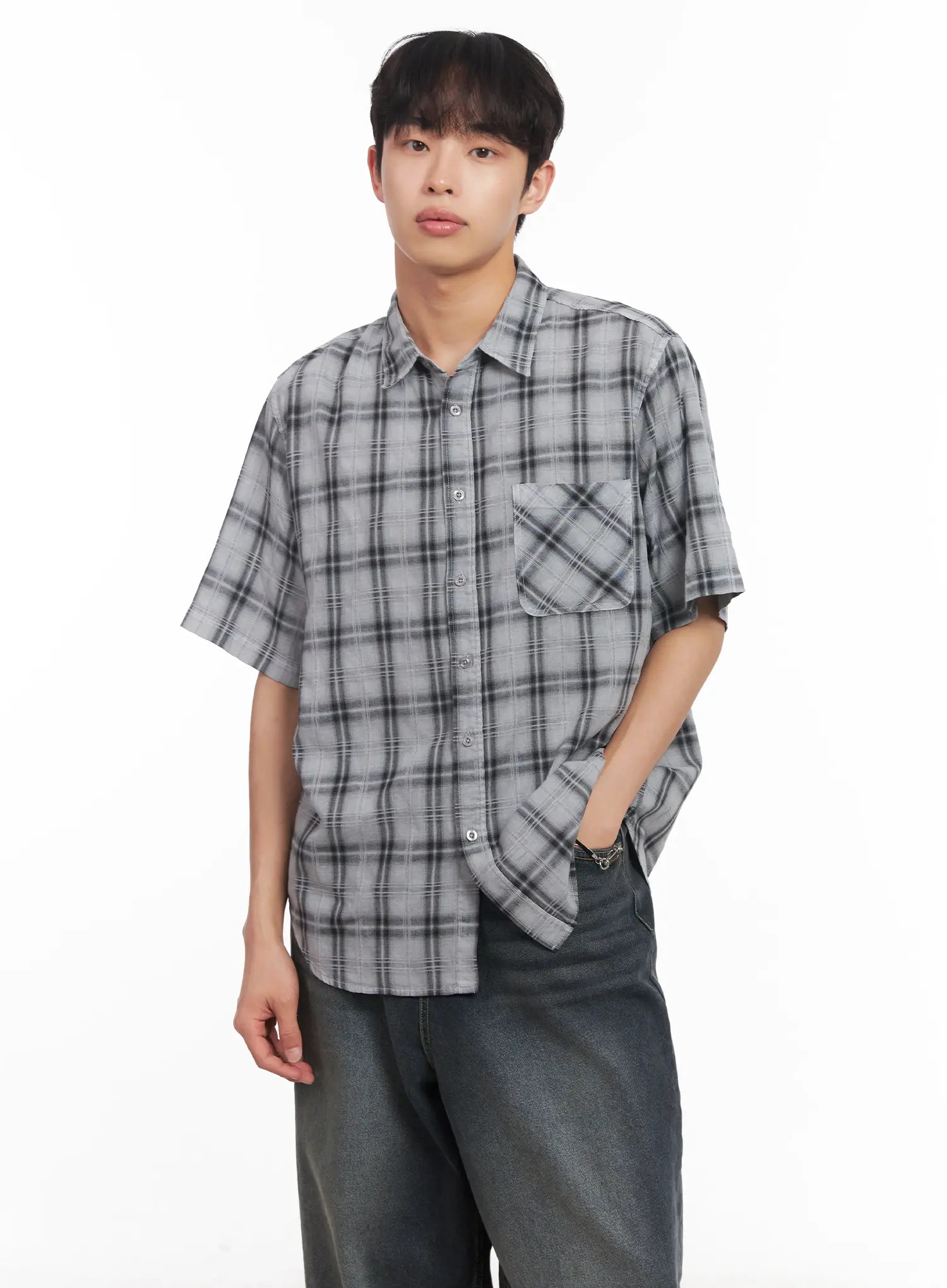 Men's Short-Sleeve Flannel Shirt IU519 - Korean Men's Fashion | LEWKIN Dark blue / M/L Men's Short-Sleeve Flannel Shirt IU519 - Korean Men's Fashion | LEWKIN Dark blue / M/L