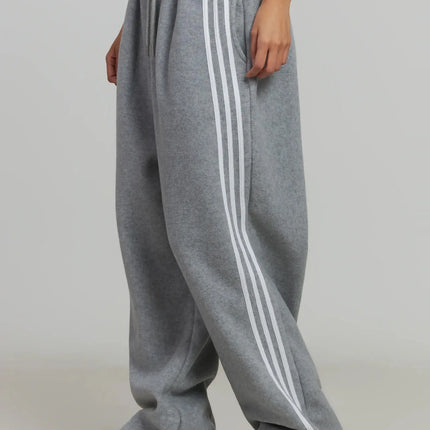 stripe-sweatpants-ij505 / Gray