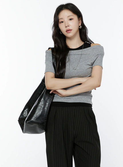 layered-tank-off-shoulder-tee-iy511 / Gray