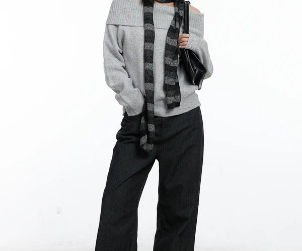 Off-Shoulder Knit Long Sleeve Top CO506