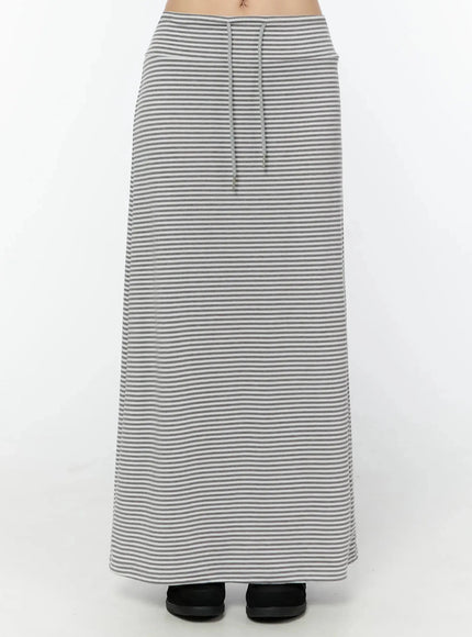 striped-drawstring-maxi-skirt-iu522 / Gray