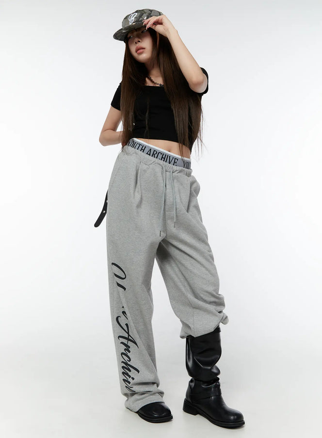 graphic-wide-leg-sweatpants-cy518 / Gray