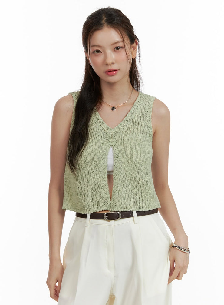 v-neck-knit-vest-ou411 / Green