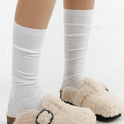 Light beige / 250 / US8