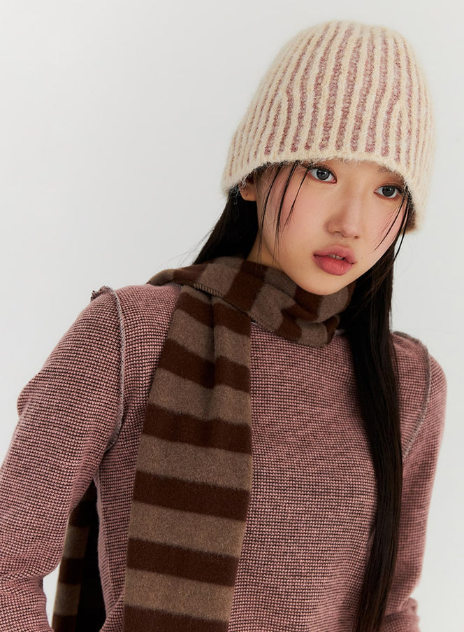 knit-stripe-bucket-hat-in317 / Light beige
