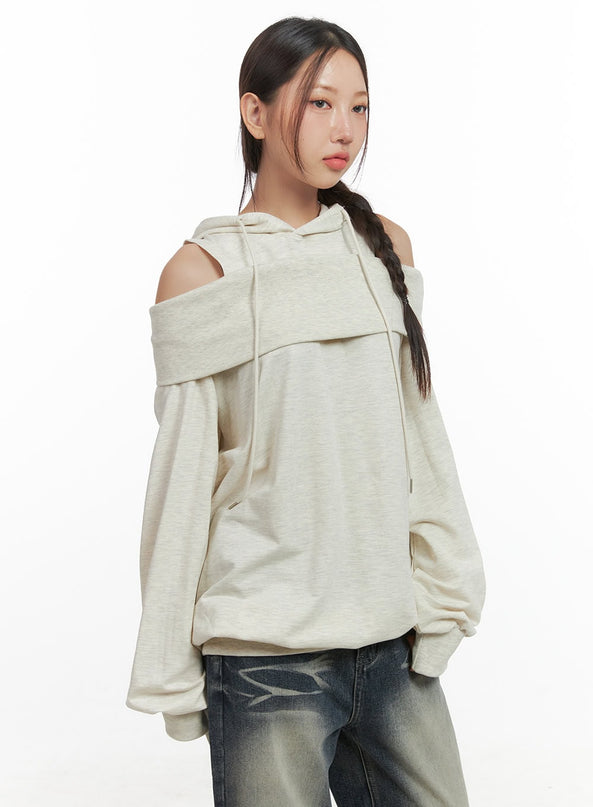 off-shoulder-loose-fit-hoodie-co402 / Light beige