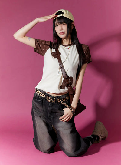 heart-accent-casual-t-shirt-iu518 / Light beige