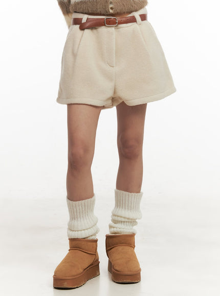 cashmere-blend-wide-fit-shorts-cj507 / Light beige