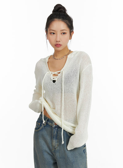 hollow-out-solid-knitted-long-sleeve-top-cm411 / Light beige