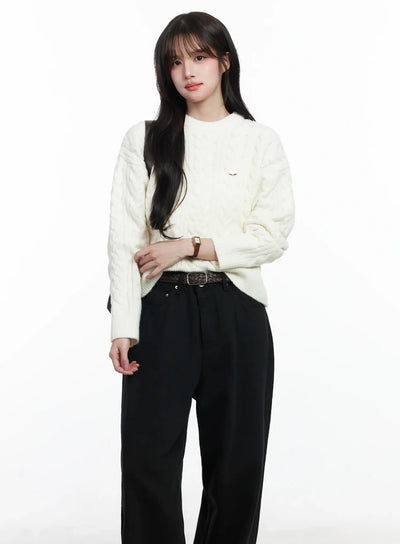 cable-knit-sweater-ij529 / Light beige