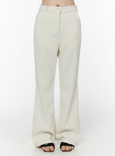 basic-stretch-bootcut-slacks-iu503 / Light beige