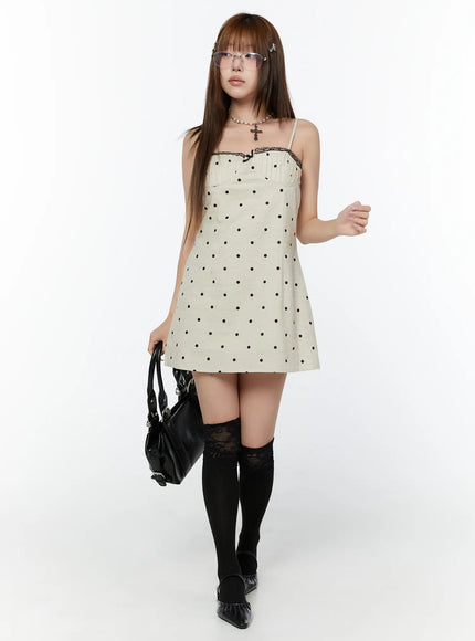 polka-dot-lace-mini-dress-cy518 / Light beige