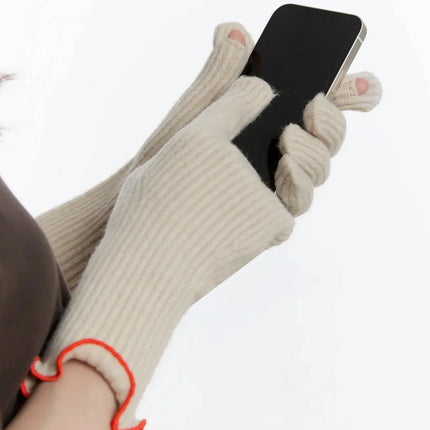 handmade-knit-touchscreen-gloves-id526 / Light beige
