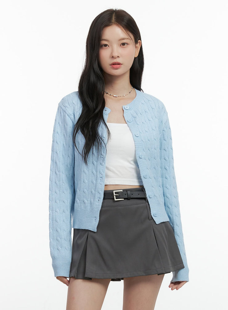 basic-cable-knit-buttoned-cardigan-os423 / Light blue