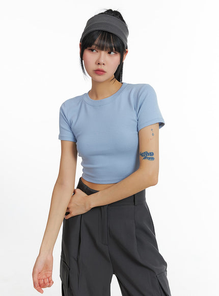 crew-neck-slim-crop-top-if402 / Light blue