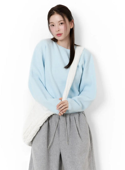 round-neck-knit-sweater-id526 / Light blue