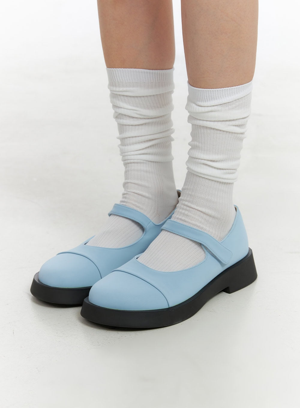 strap-mary-jane-loafers-ol423 / Light blue